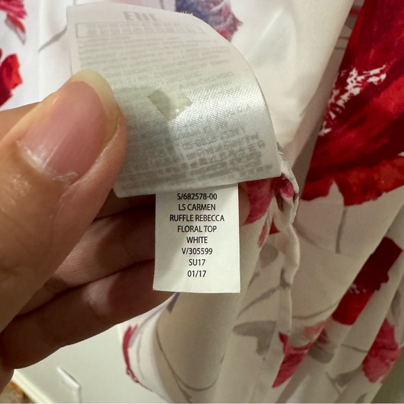 Banana Republic Bell Sleeve Floral Blouse—L - Picture 8 of 8